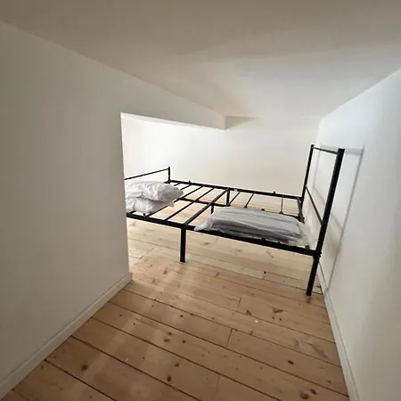 Apartmán Station House *